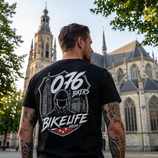 Zwart T-shirt met het Bikelife-logo op de rug